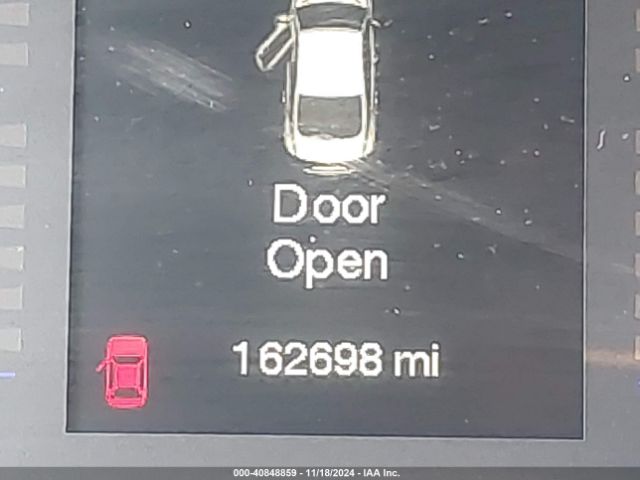 1C3CCCBB5FN731396 Chrysler 200 S
