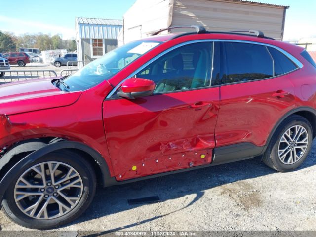 1FMCU0H68NUA90178 Ford ESCAPE SEL