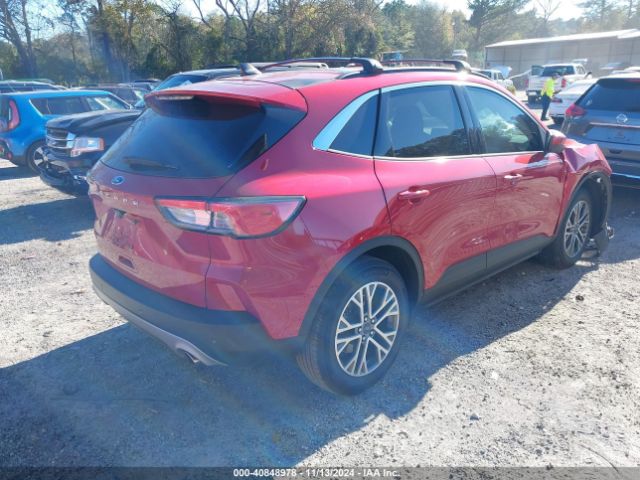 1FMCU0H68NUA90178 Ford ESCAPE SEL