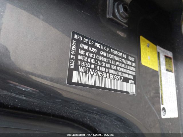 2017 PORSCHE MACAN WP1AA2A59HLB09217 Photo 8