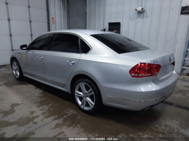 1VWBV7A37FC108633 Volkswagen Passat 2.0l Tdi Se