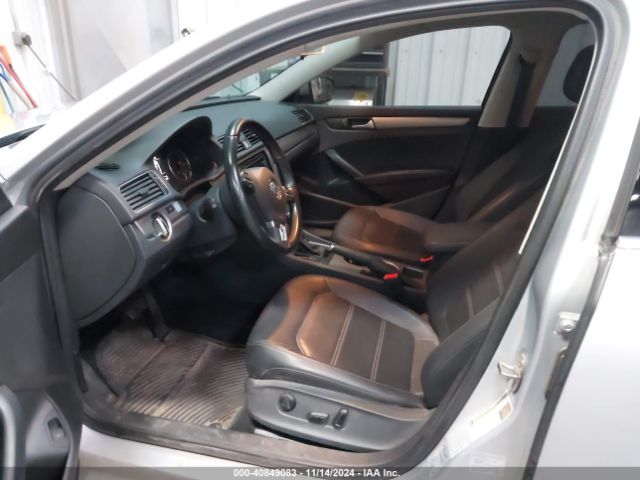 1VWBV7A37FC108633 Volkswagen Passat 2.0l Tdi Se