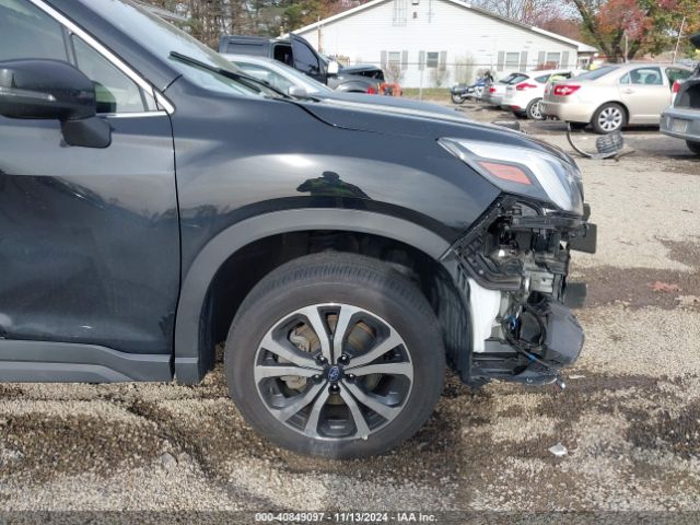JF2SKAPC2PH435673 Subaru Forester Limited