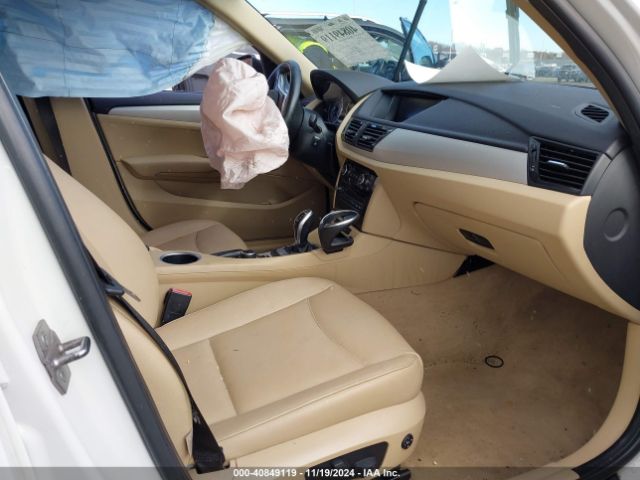 WBAVL1C54FVY38423 BMW X1 Xdrive28i