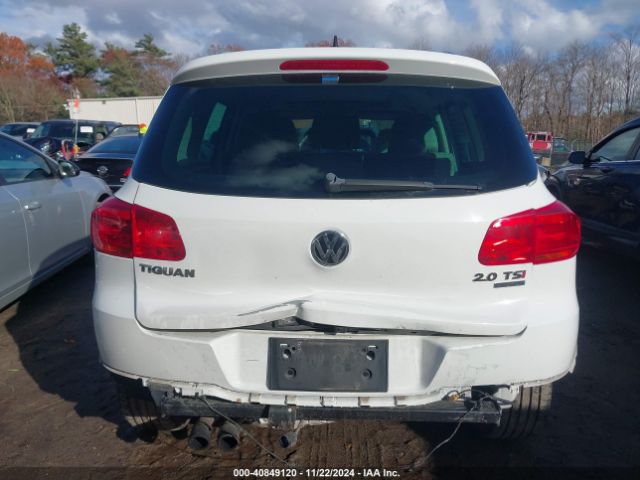 WVGBV7AX8FW115882 Volkswagen TIGUAN SE