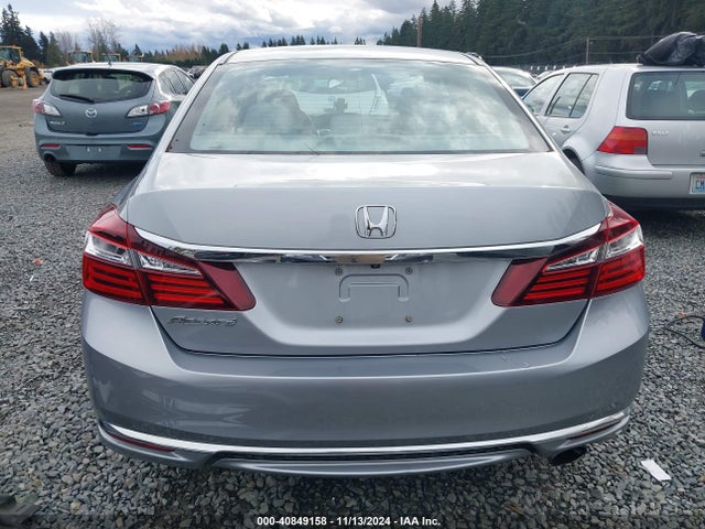 Honda ACCORD LX 2017 1HGCR2F30HA119416 Image 17