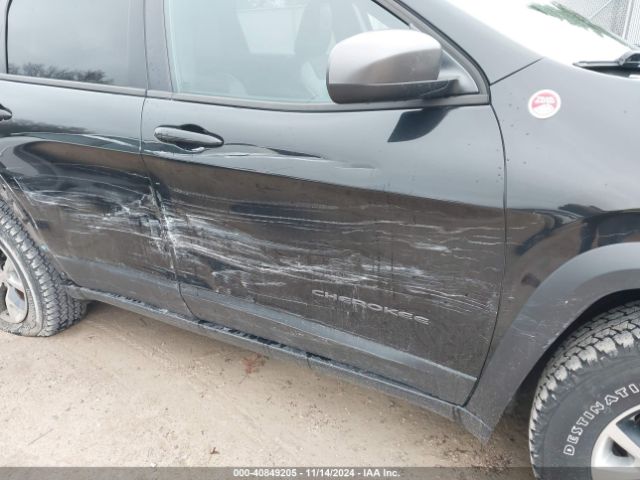 1C4PJMBS1GW139725 Jeep Cherokee Trailhawk