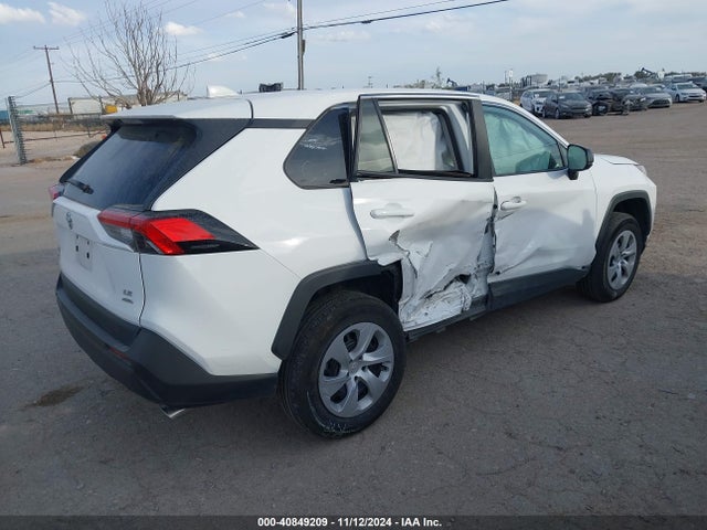 Toyota RAV4 LE 2024 2T3F1RFV1RW429686 Image 4