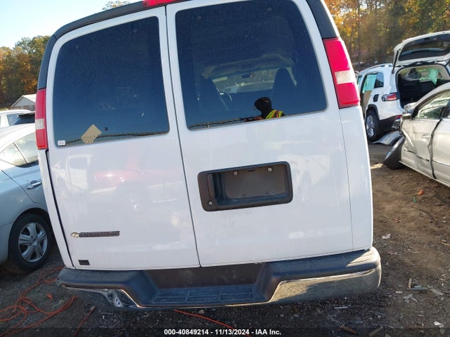 1GAZGPFG2H1227477 Chevrolet Express 3500 Lt