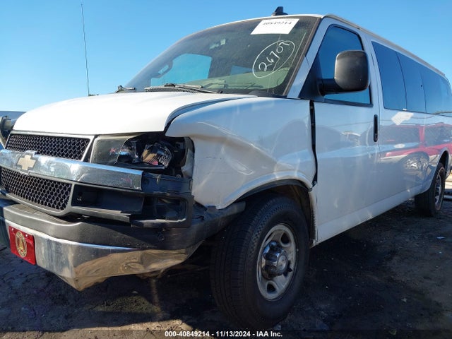 1GAZGPFG2H1227477 Chevrolet Express 3500 Lt