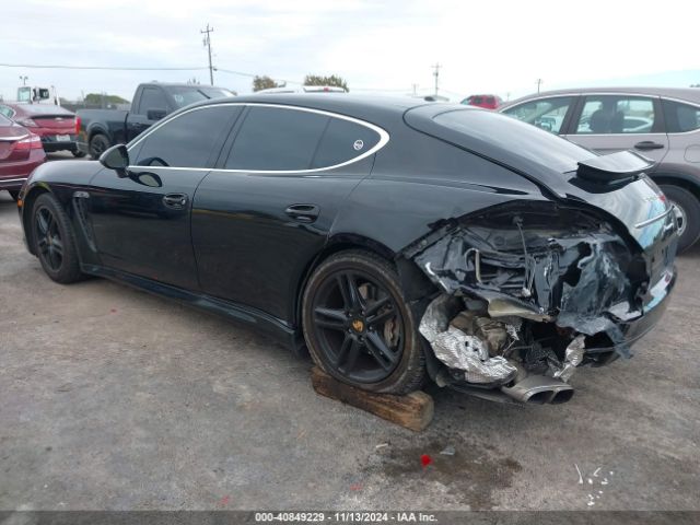 2011 PORSCHE PANAMERA WP0AB2A78BL060566 Photo 2