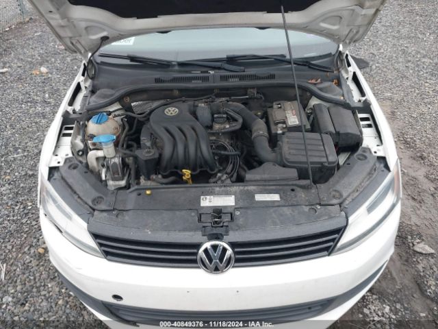 3VW1K7AJXEM441277 Volkswagen Jetta 2.0l S