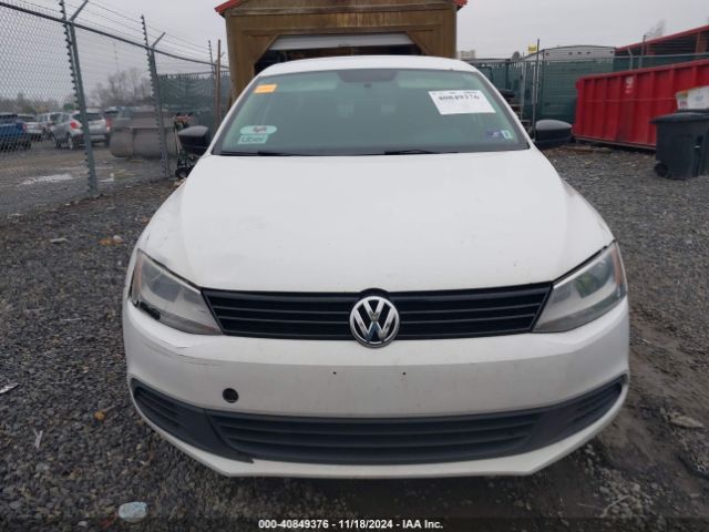 3VW1K7AJXEM441277 Volkswagen Jetta 2.0l S