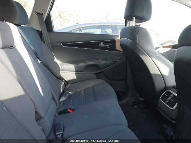 5XYPG4A35HG295287 KIA Sorento 2.4l Lx