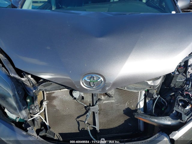 Toyota Sienna Se 8 Passenger 2017 5TDXZ3DC7HS876986 Image 10