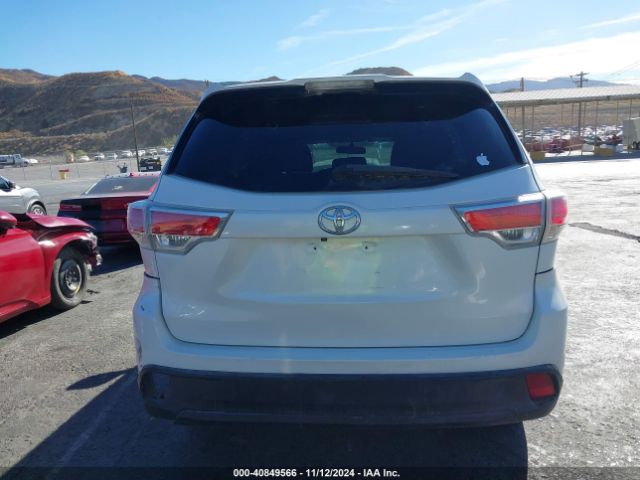 5TDZARFH9ES005370 Toyota Highlander Le