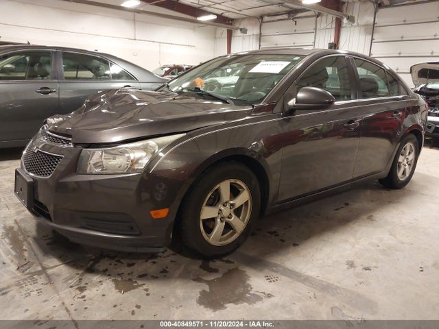 Chevrolet Cruze 1lt Auto 2014 1G1PC5SB0E7295352 Image 2