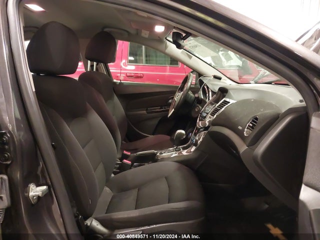 Chevrolet Cruze 1lt Auto 2014 1G1PC5SB0E7295352 Image 5