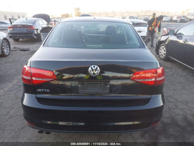3VW2K7AJ4FM349216 Volkswagen Jetta 2.0l S