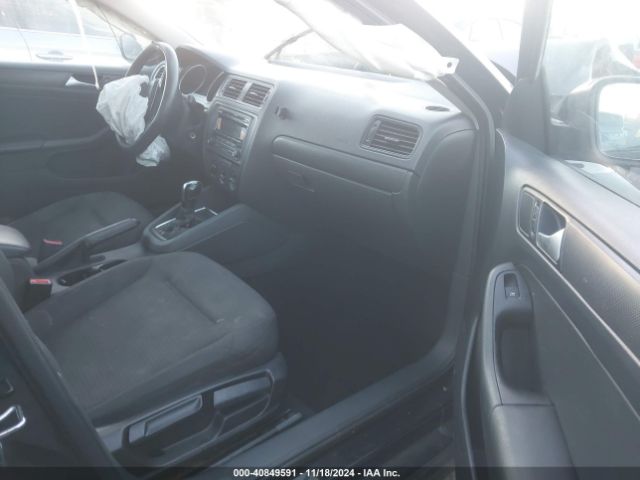 3VW2K7AJ4FM349216 Volkswagen Jetta 2.0l S
