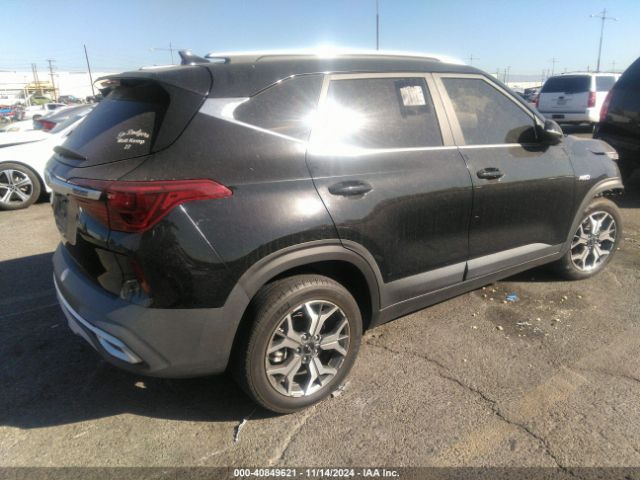KNDERCAAXN7246167 KIA SELTOS EX
