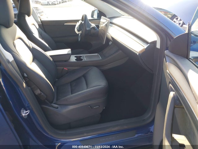2024 TESLA MODEL Y 7SAYGDEE4RA278182 Photo 4