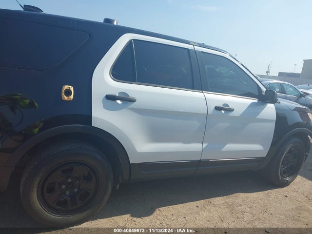 1FM5K8AR9FGC41868 Ford Utility Police Interceptor