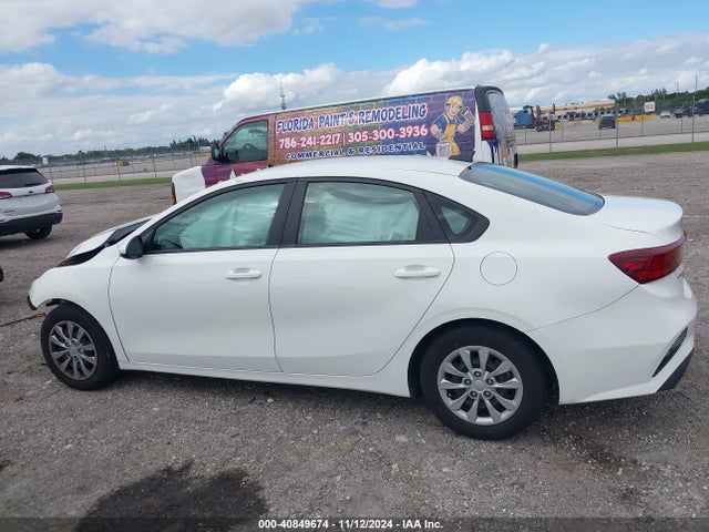 3KPF24AD8NE497732 KIA FORTE FE