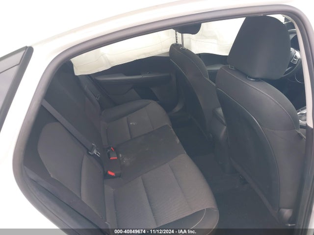 3KPF24AD8NE497732 KIA FORTE FE