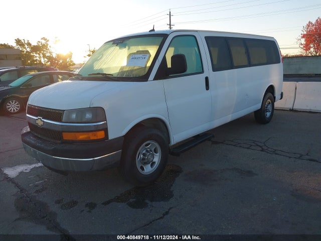 Chevrolet Express 3500 Lt 2015 1GBZG1FF1F1279308 Image 2