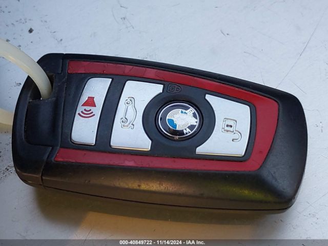 WBA8B9G53JNU96027 BMW 330I