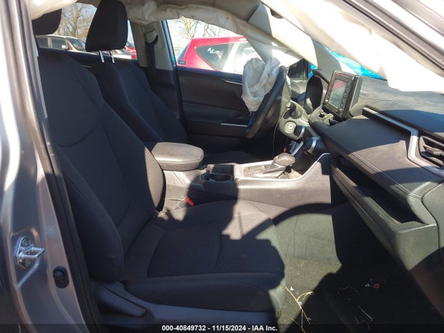 2T3H1RFV9MC136363 Toyota RAV4 LE