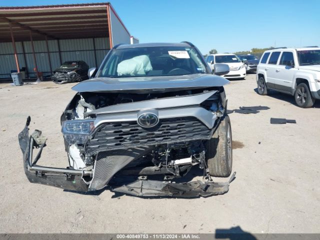 2T3C1RFV3LW070271 Toyota Rav4 Xle Premium