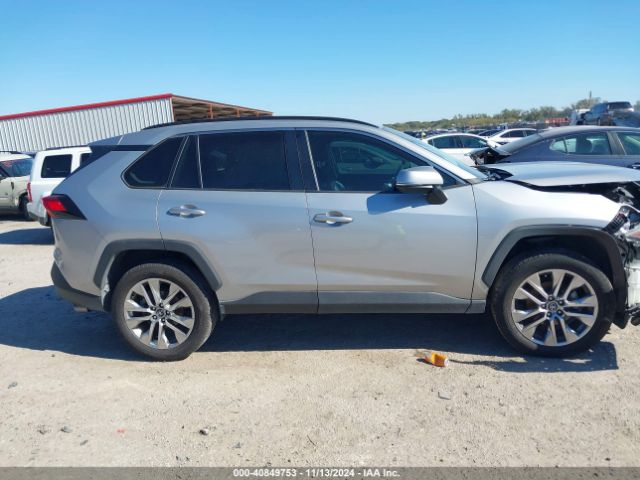 2T3C1RFV3LW070271 Toyota Rav4 Xle Premium