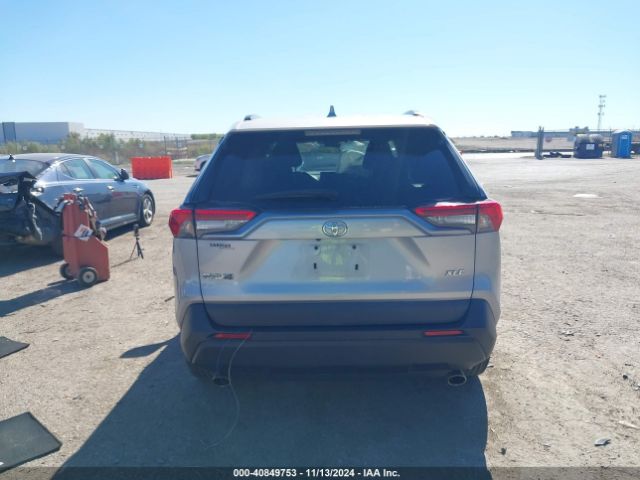 2T3C1RFV3LW070271 Toyota Rav4 Xle Premium