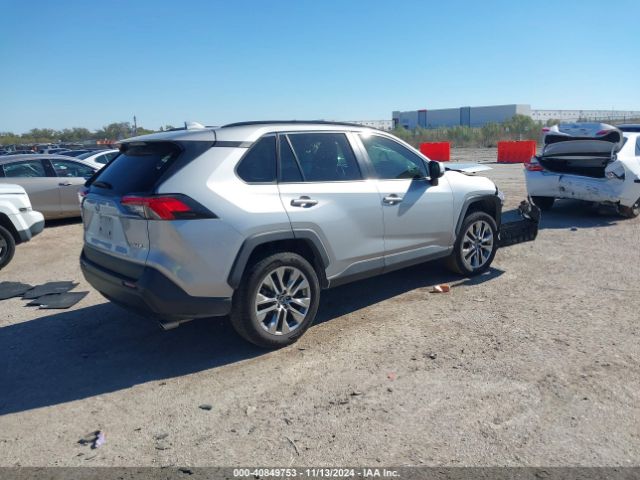 2T3C1RFV3LW070271 Toyota Rav4 Xle Premium