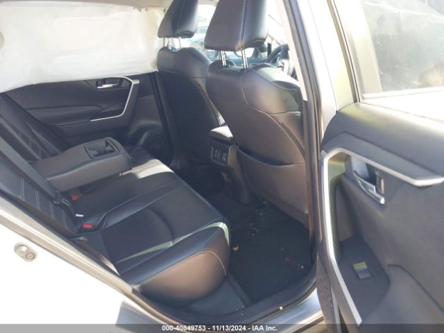 2T3C1RFV3LW070271 Toyota Rav4 Xle Premium