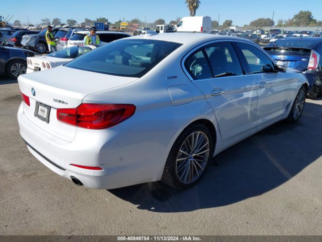 WBAJA9C59JB250613 BMW 530e Iperformance