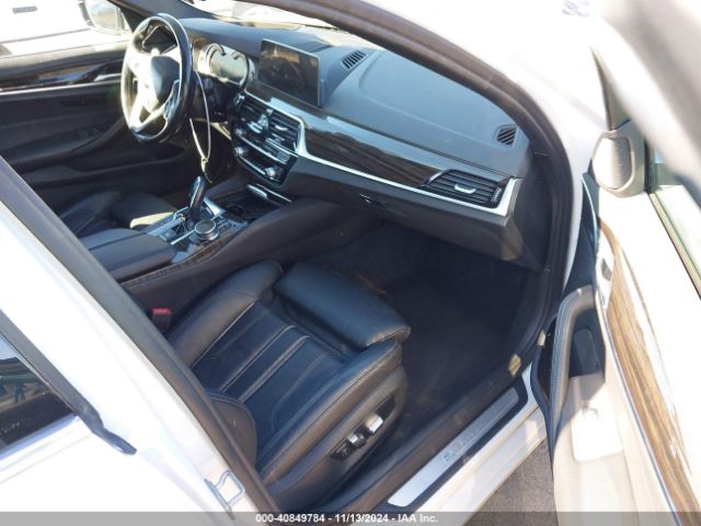 WBAJA9C59JB250613 BMW 530e Iperformance