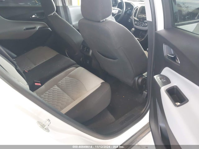 2GNAXHEV6K6132488 Chevrolet EQUINOX LS