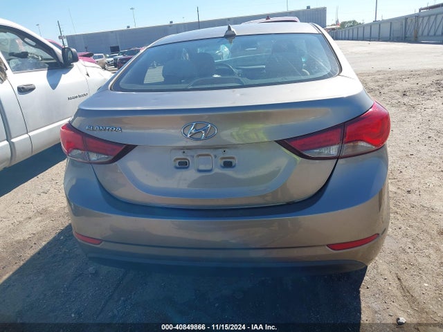 Hyundai ELANTRA SE 2016 5NPDH4AE4GH675228 Image 17