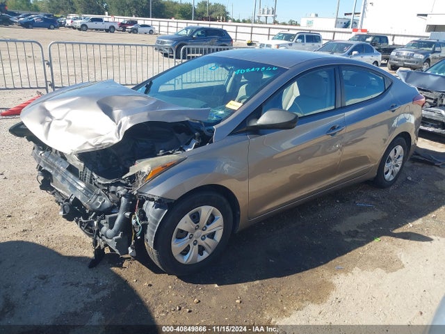 Hyundai ELANTRA SE 2016 5NPDH4AE4GH675228 Image 2