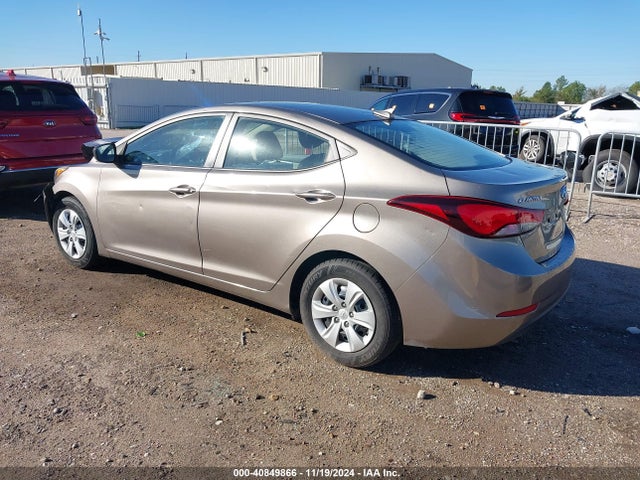 Hyundai ELANTRA SE 2016 5NPDH4AE4GH675228 Image 3