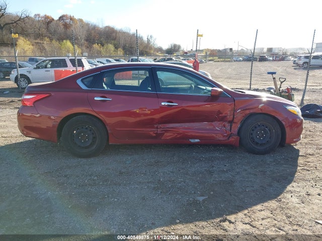 Nissan Altima 2.5 S 2016 1N4AL3AP3GN352923 Image 13