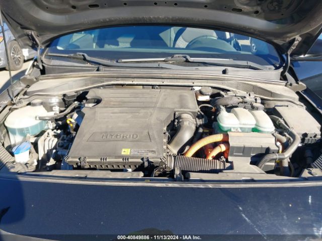 KMHC65LC3HU030544 Hyundai Ioniq Hybrid Blue