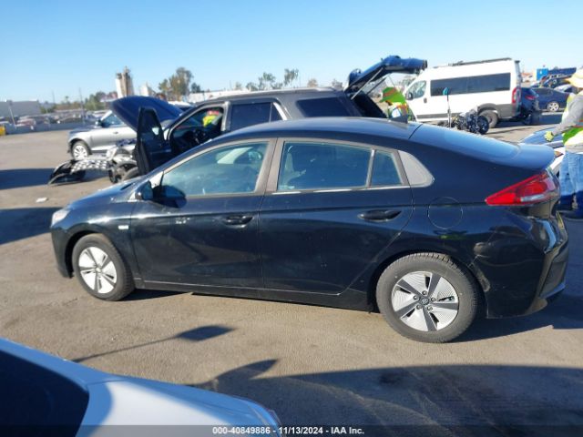 KMHC65LC3HU030544 Hyundai Ioniq Hybrid Blue