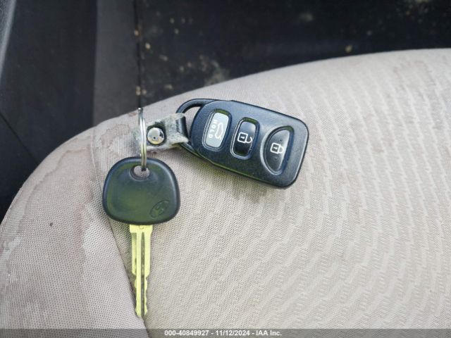 KMHDH4AE3GU517884 Hyundai ELANTRA SE