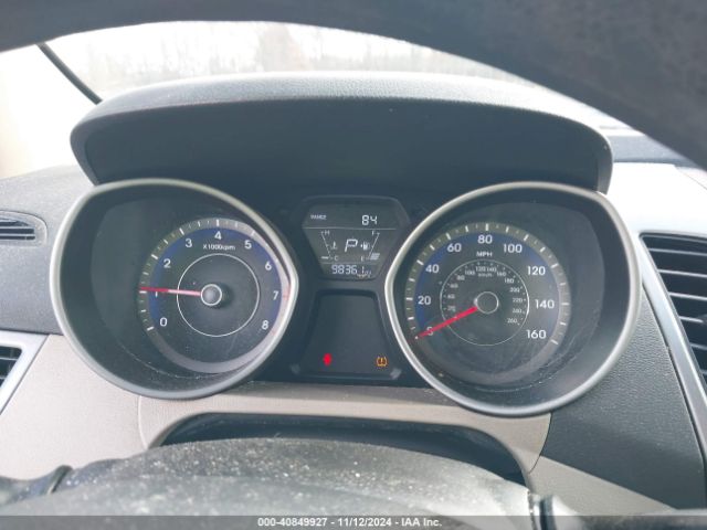 KMHDH4AE3GU517884 Hyundai ELANTRA SE