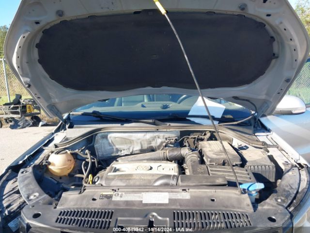 WVGAV7AX2HW505648 Volkswagen Tiguan 2.0t S