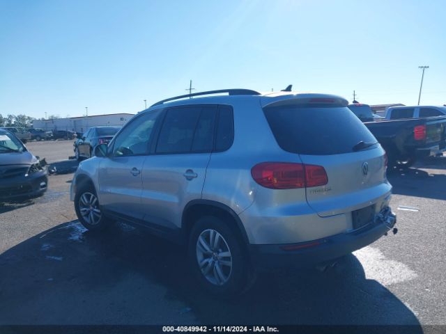 WVGAV7AX2HW505648 Volkswagen Tiguan 2.0t S